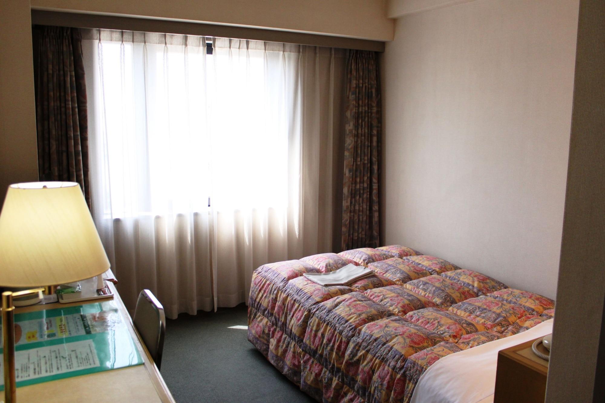Hotel Palace Inn Toyota Тойота Екстериор снимка